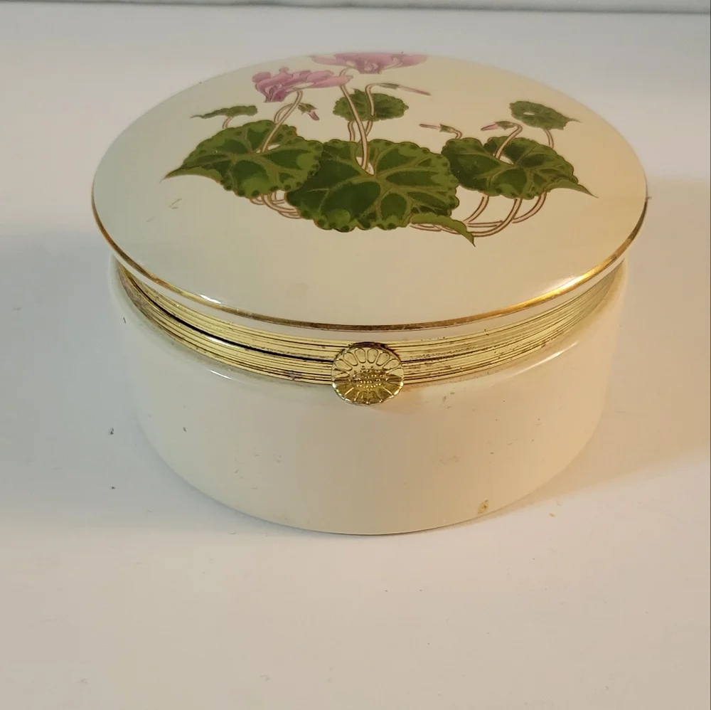 Otagiri Cyclomen Trinket Box W Music Box